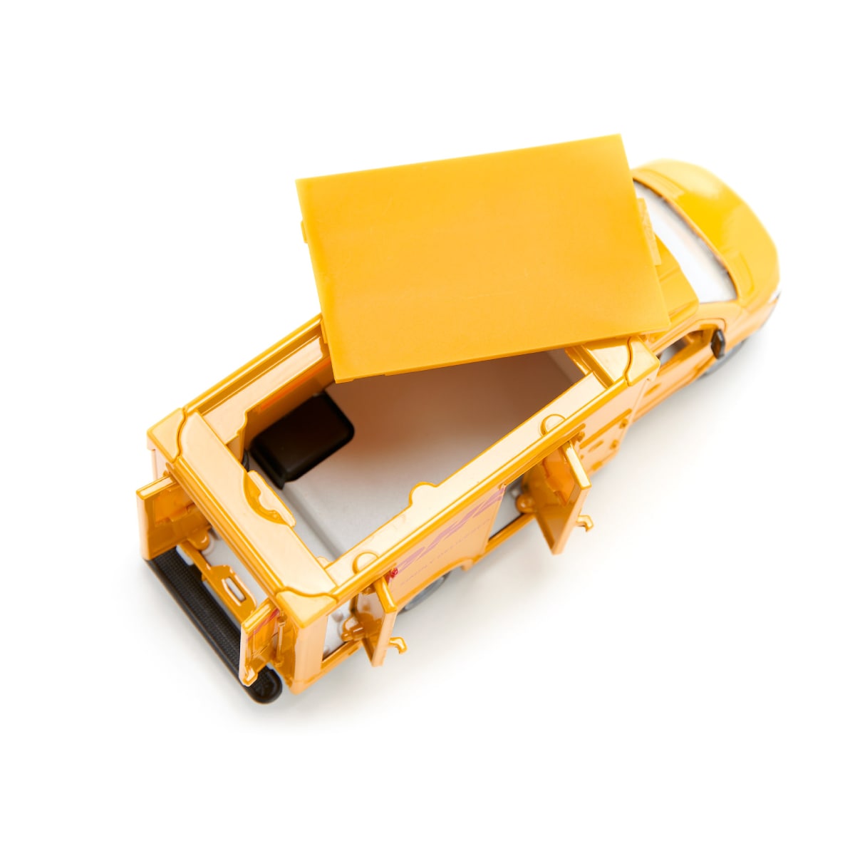 メルセデス スプリンター DHL配送車: ｜教育・保育関係者向けサイト