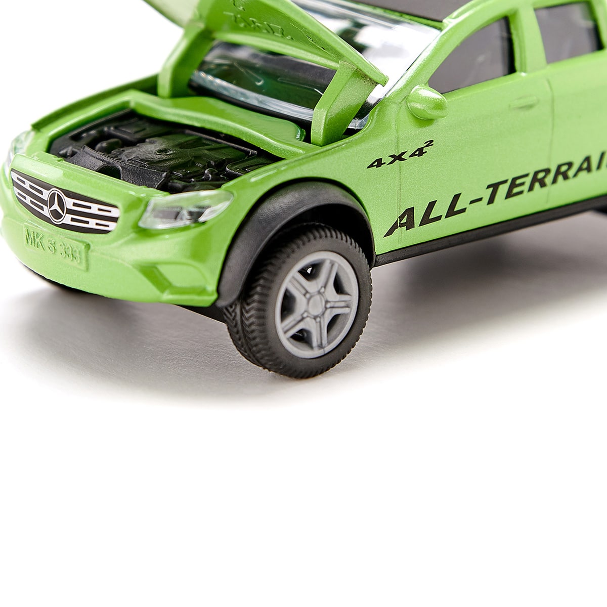 メルセデス・ベンツ Eクラス All Terrain 4×4スクエアード: ｜教育・保育関係者向けサイトPLAYSCAPE｜ボーネルンド